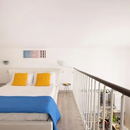 Cosy House Under The Arches In Old Town Appartement Sorrente