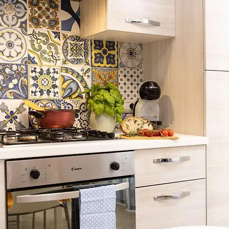 Cosy House Under The Arches In Old Town Appartement Sorrente